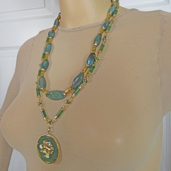 VTG Asian dragon pendant, Double strand necklace, Faux jade, opal, ruby w/ gold - Picture 5 of 12